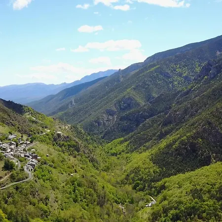 The Mountain Village House, A Contemporary House In Peaceful Mountain Village Feriehus *