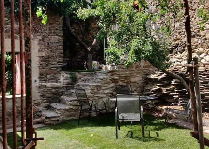 The Mountain Village House, A Contemporary House In Peaceful Mountain Village Casa vacanze Nohèdes