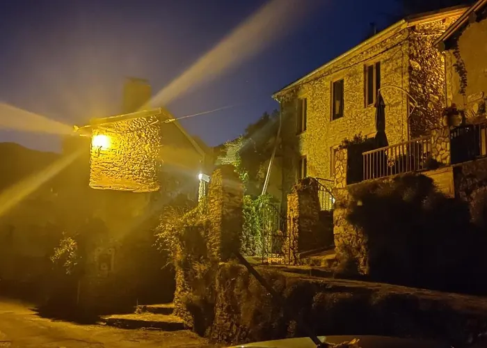 The Mountain Village House, A Contemporary House In Peaceful Mountain Village Casa vacanze *