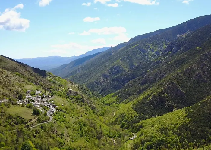 The Mountain Village House, A Contemporary House In Peaceful Mountain Village Casa vacanze *
